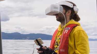 Smart phone connected to VR googles to give a fully immersive experience.