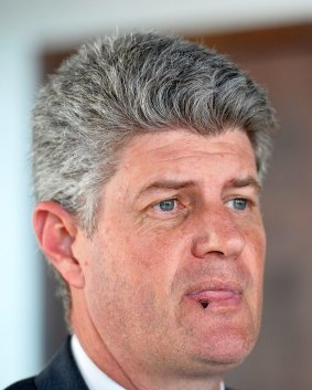 Transport Minister Stirling Hinchliffe said he did not have all the information that was "clearly available to many people in QR for many months".