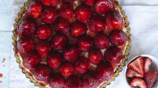 Strawberry and lime cheesecake with pretzel crust.