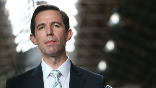 Education Minister Simon Birmingham says the new university reform package deserves to pass the Parliament. 