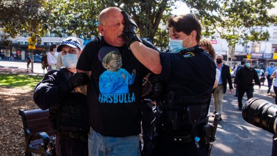Coronavirus- COVID 19. Anti Lockdown protests in Sydneyâ CBD on Broadway. Photographed Saturday 21st August 2021. Photograph by James Brickwood. SMH NEWS 210821
