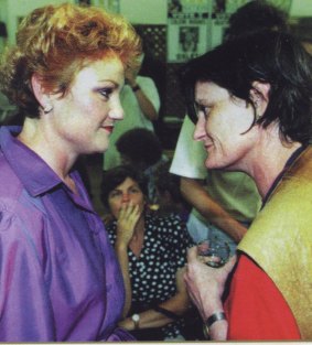Pauline Hanson with journalist Margo Kingston during the campaign, from the back cover of <i>Off the Rails</i>.