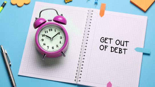 Debt consolidation loans promise a lower rate, but there are traps.