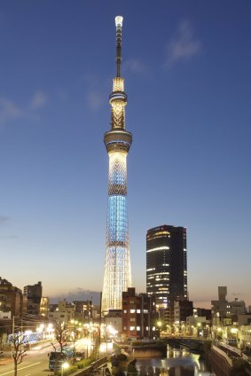 Skytree塔。