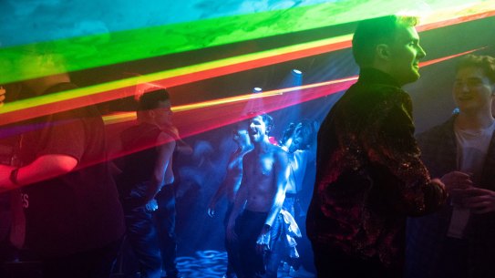 People gather at Heaven nightclub in Oxford St on Friday night in Sydney on Aug 05, 2022  Photo: Flavio Brancaleone/The Sydney Morning Herald