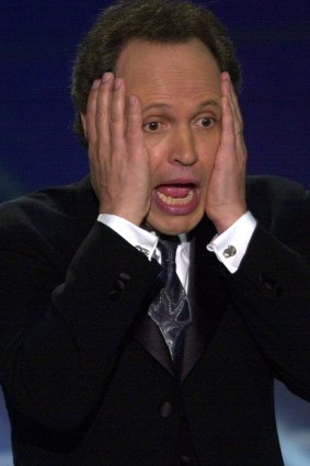 Billy Crystal hosts the 72nd Academy Awards in 2000. 