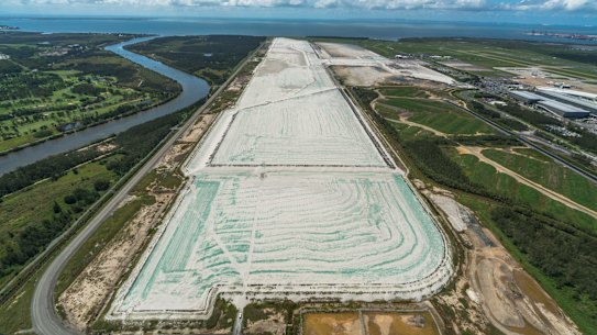 Brisbane Airport's parallel runway is expected to be operational by 2020.