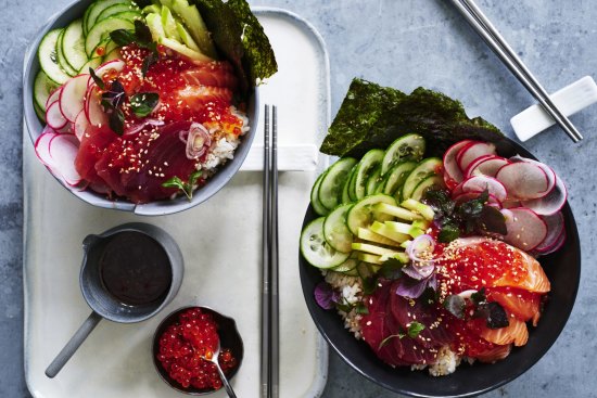 Donburi with kingfish and tuna sashimi.