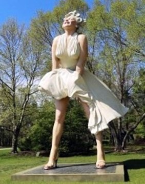 Tourists have been flocking to Bendigo to see the Forever Marilyn statue, which looms large in the city.