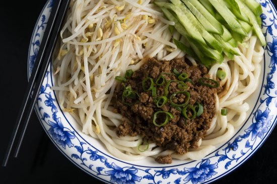 Chinese Noodle Restaurant. Northern cold noodles. August 19, 2022. Photo: Rhett Wyman/SMH