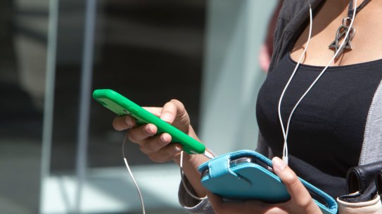 Most of us have probably been guilty of being a phone zombie.