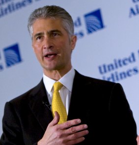 Jeff Smisek, who has been CEO since 2010, will step down immediately. 