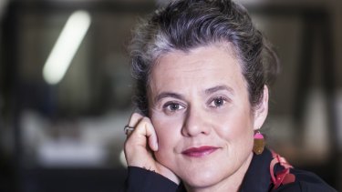Rose Hiscock is leaving the Powerhouse Museum to run Melbourne's new Science Gallery at the University of Melbourne.