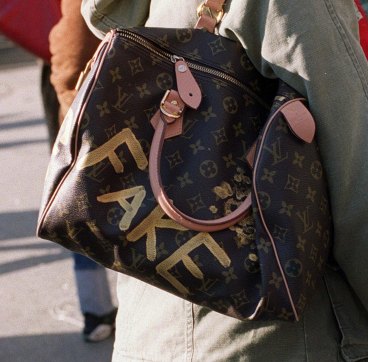 Why 2017 is the year to rid yourself of your fake bag addiction