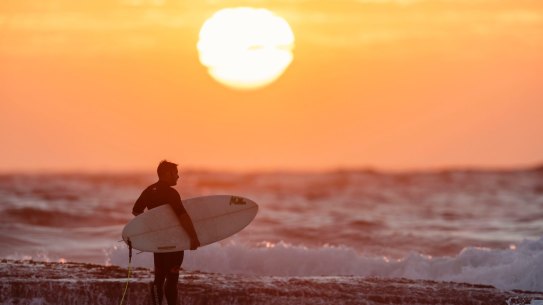 Sydney's record hot summer might be taking a breather but it's not about to end.