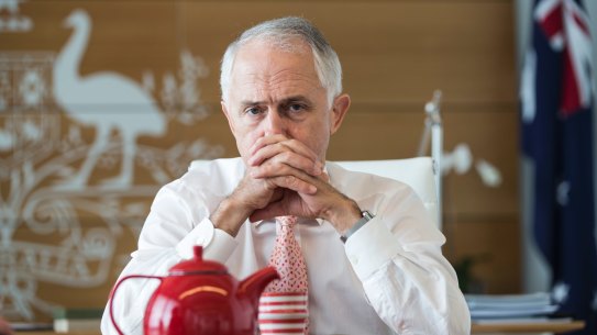 Prime Minister Malcolm Turnbull has failed to impress voters in marginal seats in Sydney and Melbourne. 