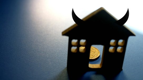 Few borrowers fixed their loans when fixed rates were at their cheapest.