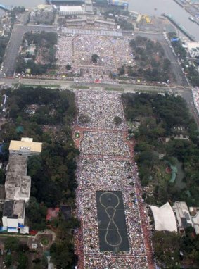Part of the crowd of 6 million in Manila.