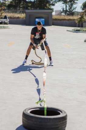 Nick Kyrgios training in the carpark at Gold's Gym in Fyshwick.
