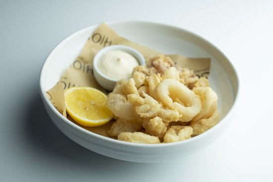 Calamari fritti: Deep-fried calamari with lemon mayonnaise. 