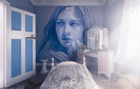The blue room.