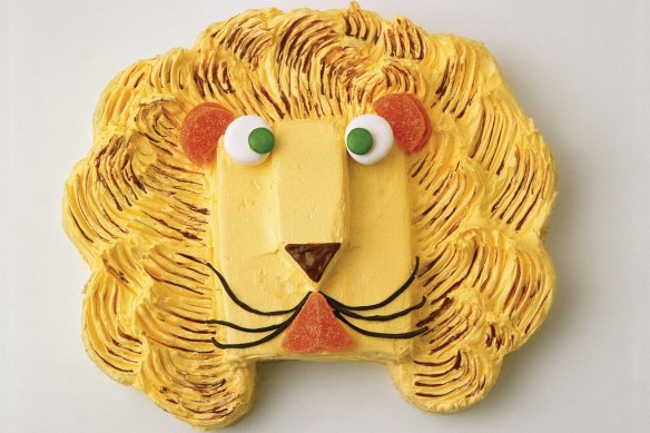 Leonard the Lion birthday cake.