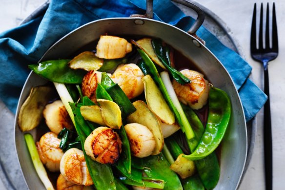 Kylie Kwong's scallop and snowpea stir-fry.