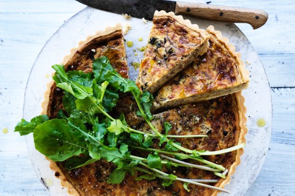 Red wine, caramelised onion and cheddar quiche.