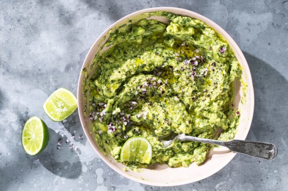 Adam Liaw's easy guacamole.