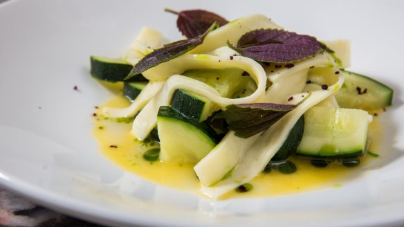 Fettuccine made from cheese: Mozzarella pasta, zucchini and black olive.