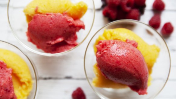 Two-tone peach Melba slushies.