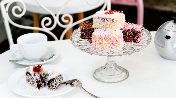 Luscious Kiki Cakes has incorporated Smith's lamington chips into its lamington line-up.