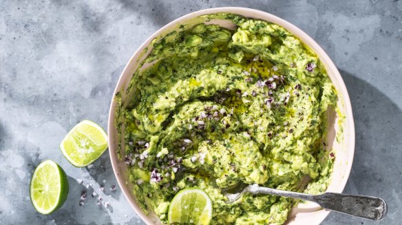 Adam Liaw's easy guacamole.