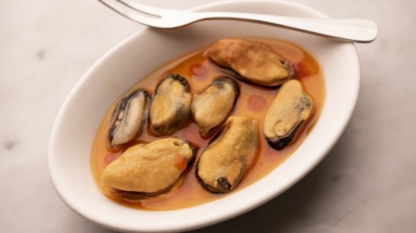 Fleshy mussels escabeche in a lemony prawn oil dressing.