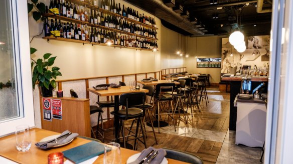 Enoteca 128 could be a neighbourly bistro on any modern European dining street.