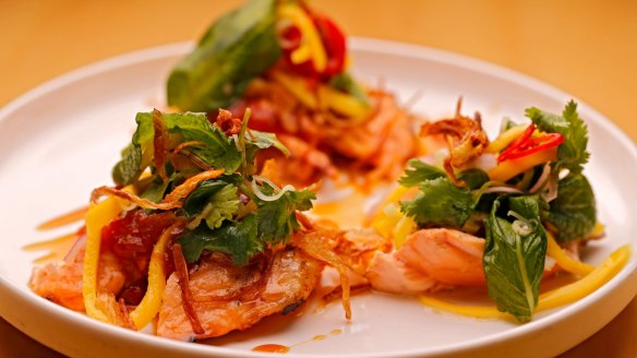 Barbecued salmon with chilli paste and green mango.