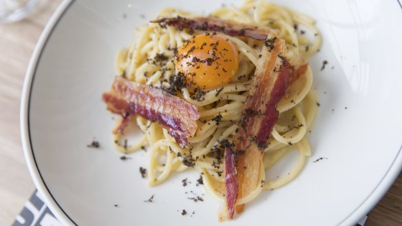 Spaghetti for breakfast: the carbonara tartufa at Cantina Carolina.