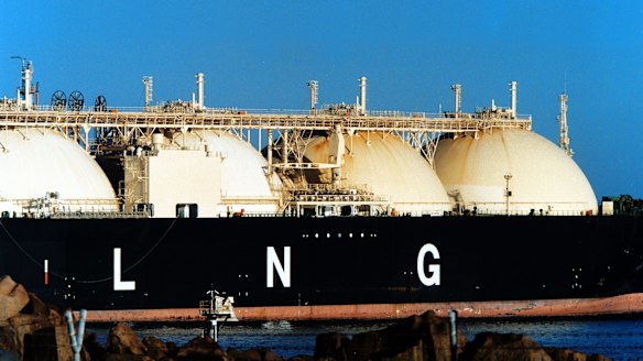 In 2002, the price of liquefied natural gas was at a historically low level.