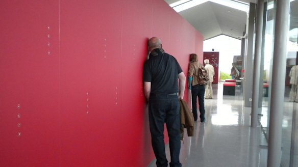 Flanders: The listening wall.