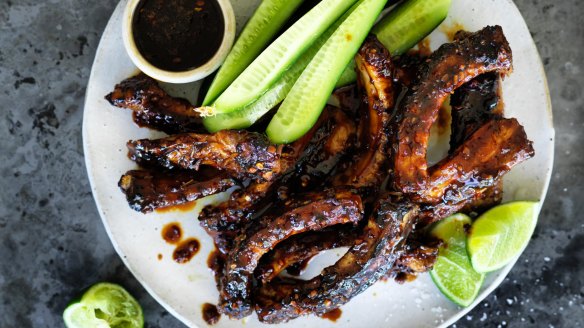 Rib-sticking sticky pork ribs.