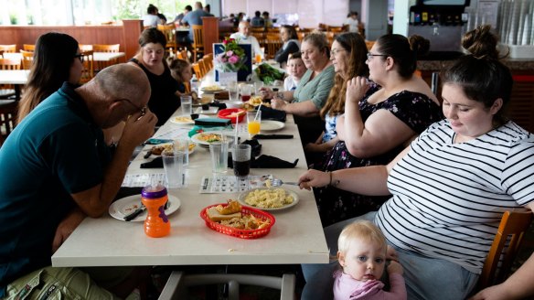 End of an all-you-can-eat era: Diners at the last Sizzler in NSW for its final week or service.