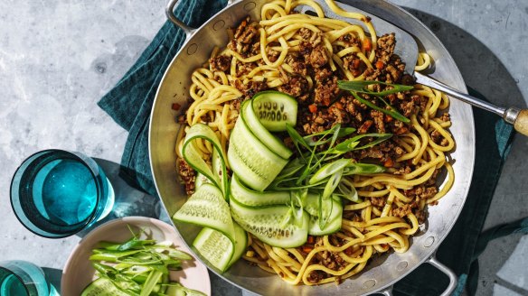 Hoisin mince and noodles.