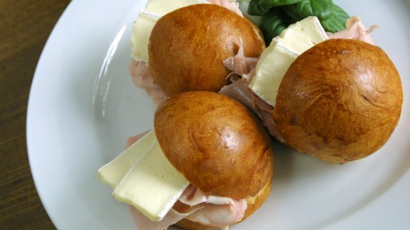 Milk rolls with brie and ham at Il Fornaio.