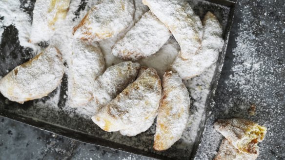 Ghotab - pastries made with yoghurt and filled with nuts and sugar, then fried.
