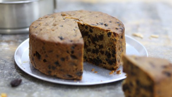 Tossing dried fruit in a little flour before adding to the cake batter ensures even distribution.