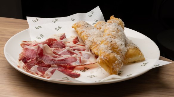 Gnocchi fritti 'cacio e pepe' with jamon Iberico. 