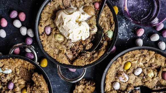 Individual frypan cookies with ice-cream.