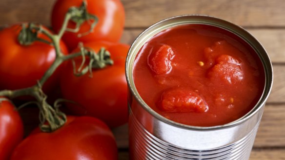 Canned tomatoes are convenient and healthy, and can be used in 