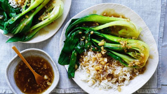 William Meppem ÃÂ¢ÃÂÃÂ Sun, 15. October 2017 12:00 AMBokÃÂÃÂ choyÃÂÃÂ withÃÂÃÂ garlicÃÂÃÂ sauce_1550.jpg***EMBARGOED FOR SUNDAY LIFE, OCTOBER 15/17 ISSUE***
Adam LiawÃÂÃÂ recipeÃÂÃÂ :ÃÂÃÂ BokÃÂÃÂ choyÃÂÃÂ withÃÂÃÂ garlicÃÂÃÂ sauce
Photograph by William Meppem