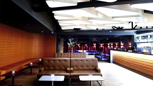 Emerson nightclub provides numerous entertainment choices